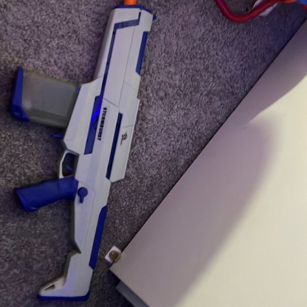 Starburst gel blaster